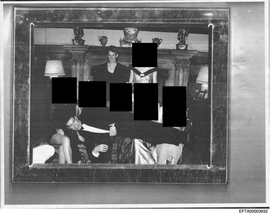 Fotografija otkrila vezu Epstajna sa visokim društvom: Ovde će kralj Čarls sa porodicom provesti Božić FOTO