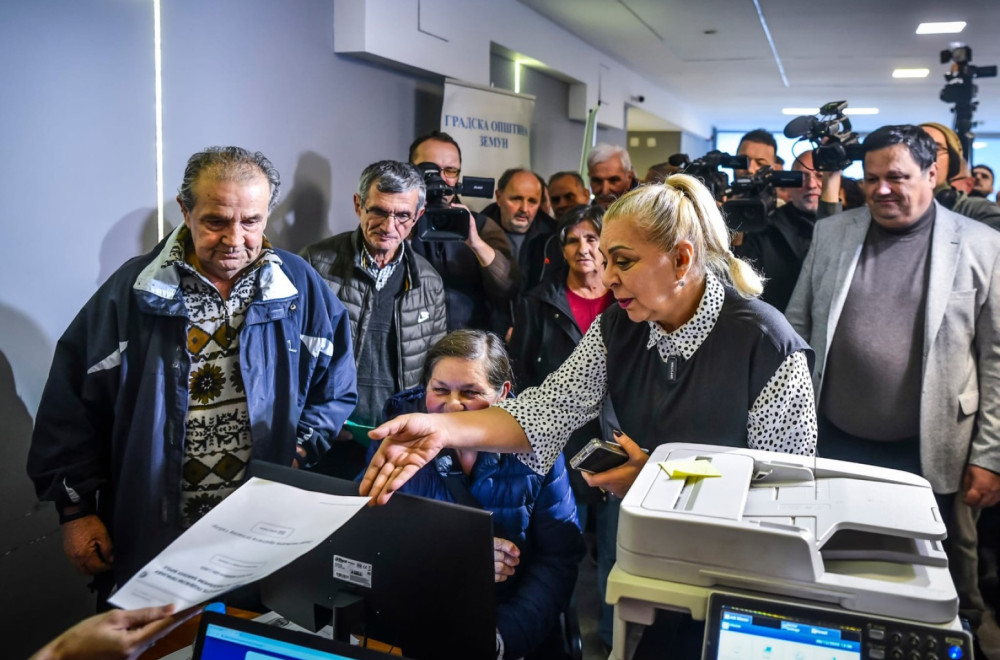 "U prvih šest meseci u katastar će biti upisano 300.000 do 500.000 objekata"