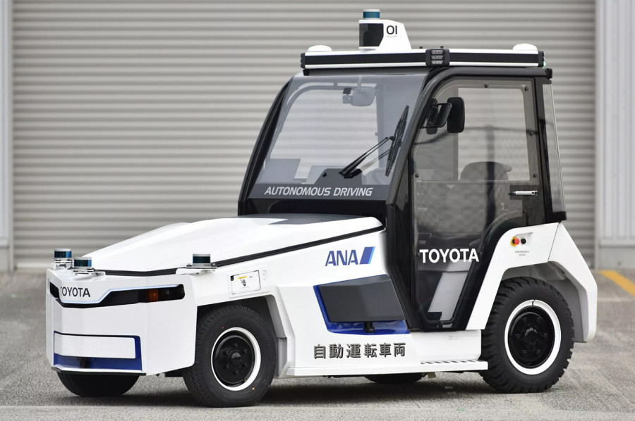 Toyota bez vozača preuzima posao na tokijskom aerodromu FOTO