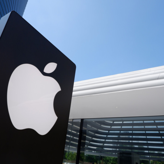 Radikalan dizajn: Savitljivi iPhone se pojavio na prvim renderima