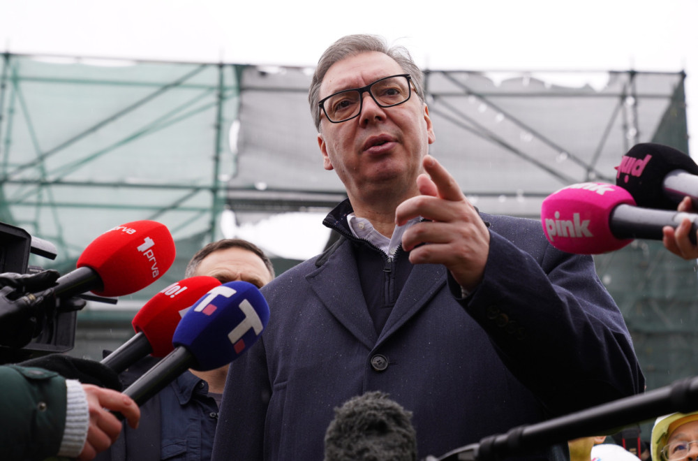 "Streljate čoveka u čije vreme je Srbija najviše napredovala? Ne treba mi povez, ja se tih kukavica ne plašim"