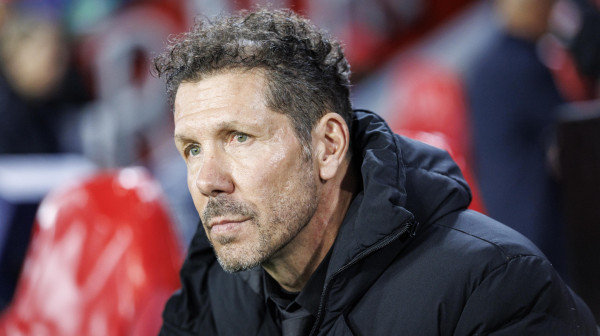 Čolo Simeone ne ide nigde