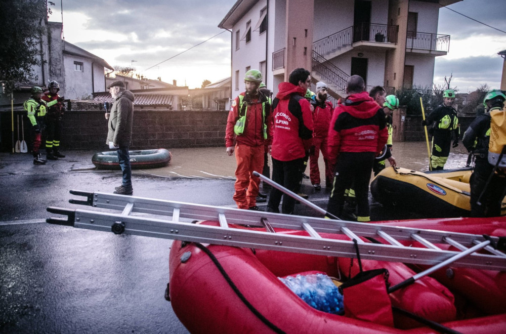 Gori crveni meteo-alarm: Uzbuna u evropskoj zemlji – naređena evakuacija FOTO/VIDEO