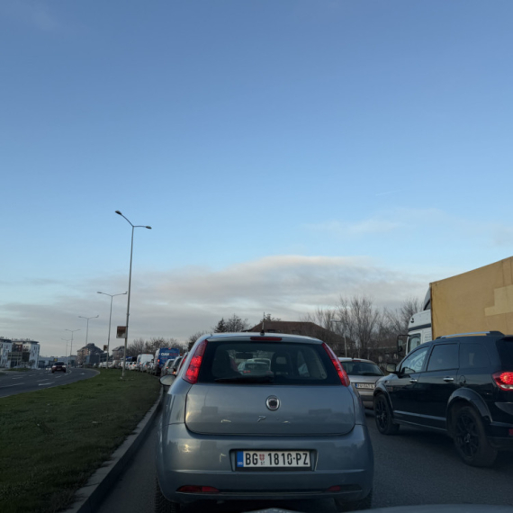 "Putevi Srbije" apeluju "krenite na vreme": Očekuju se gužve na mostu preko Save kod Obrenovca