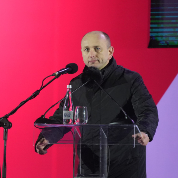 Knežević: U Crnoj Gori pre pršute i sira, stranim delegacijama da nudimo crtu belog, ili cigarete bez akcize