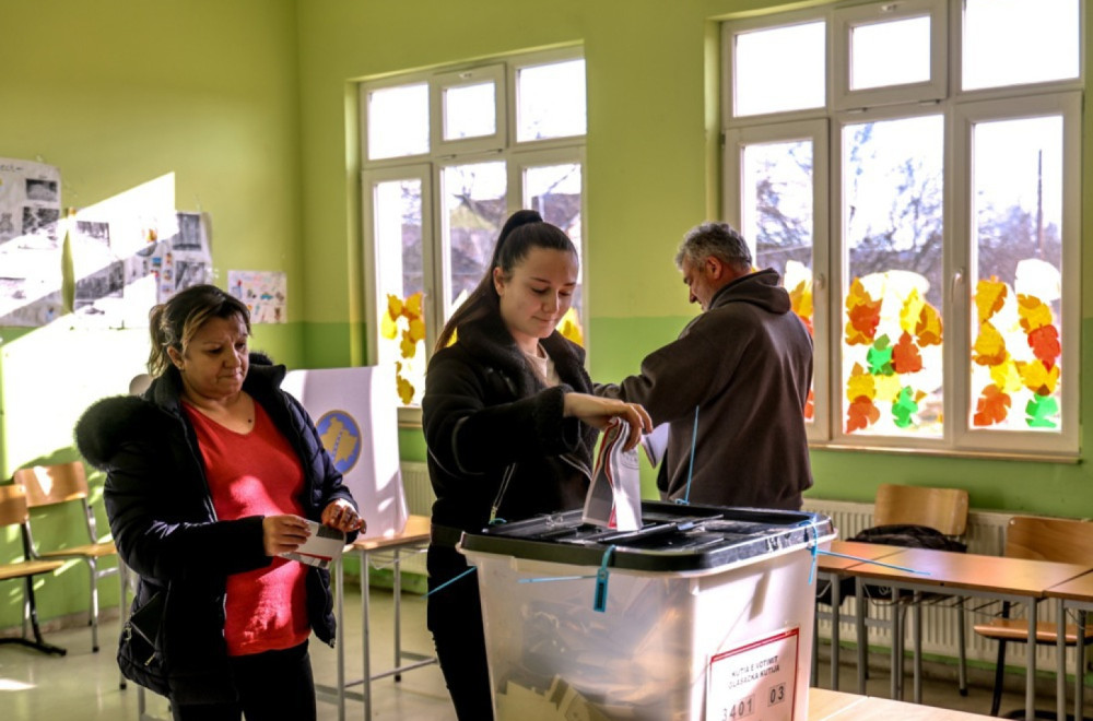 "U toku otimačina srpskih glasova"