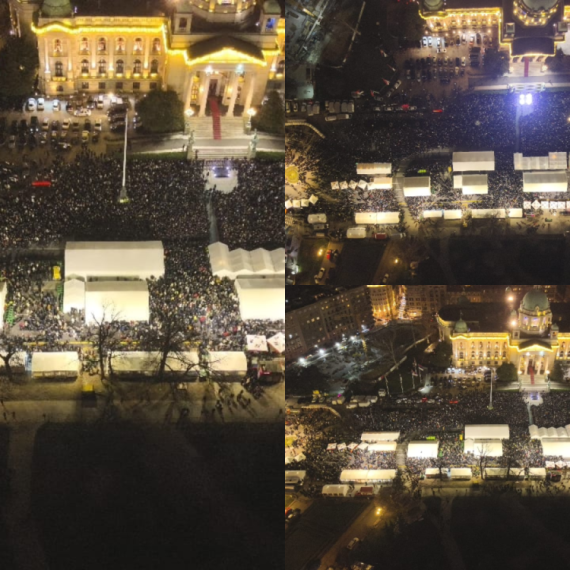Uklanjaju se šatori iz Pionirskog parka: Okupilo se na desetine hiljada građana; Obratio se Vučić FOTO