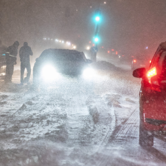 Tremendous blizzard and "total whiteness"!; Ice storm with incredible -34°C and lots, lots of snow PHOTO/VIDEO