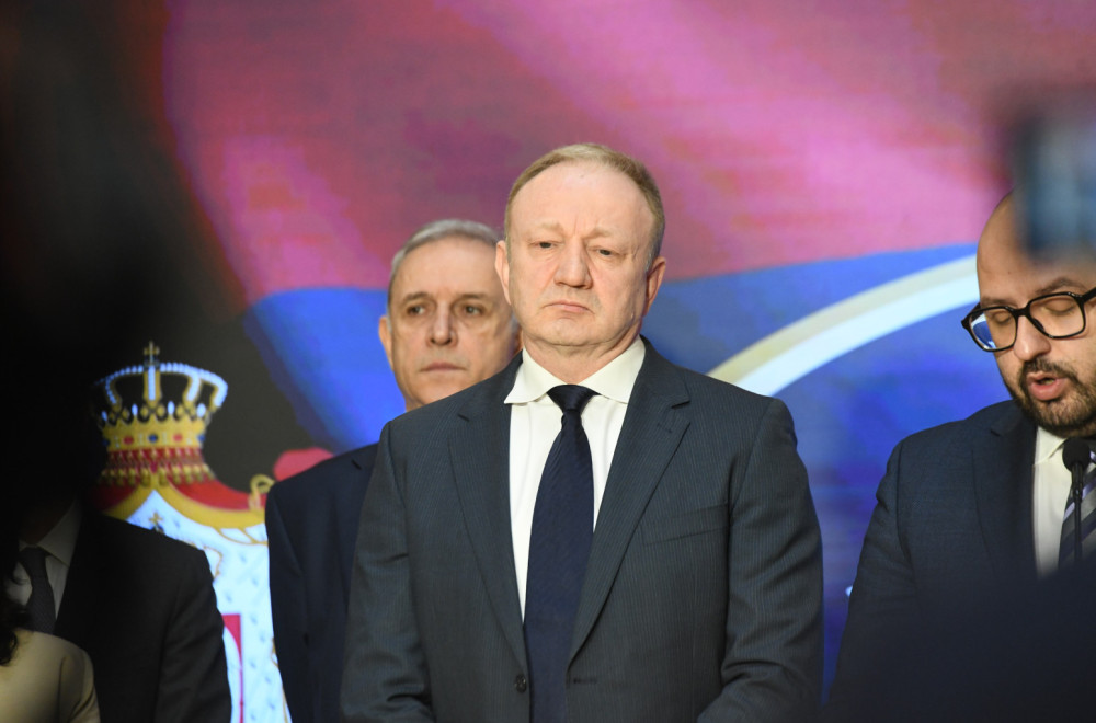 Bulatović: Đilas nema svoju, pa hoće na tuđu listu; Gotovo je sa tvojom obojenom revolucijom