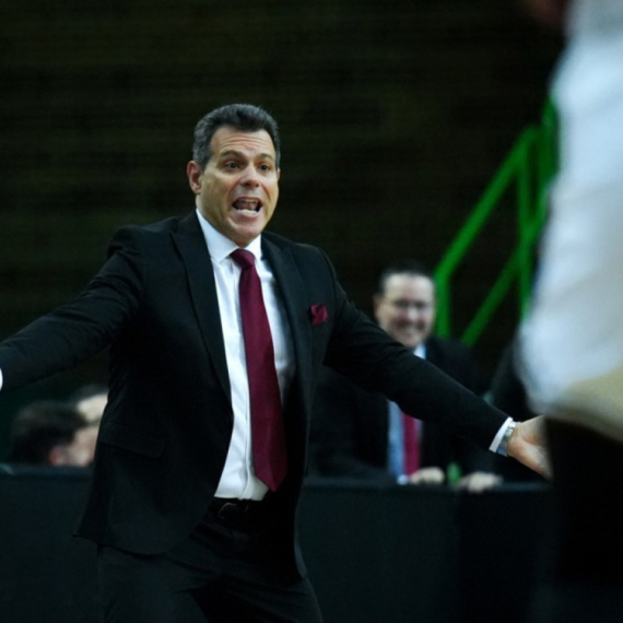 Hapoel se "raspada", Itudis ne brine za posao