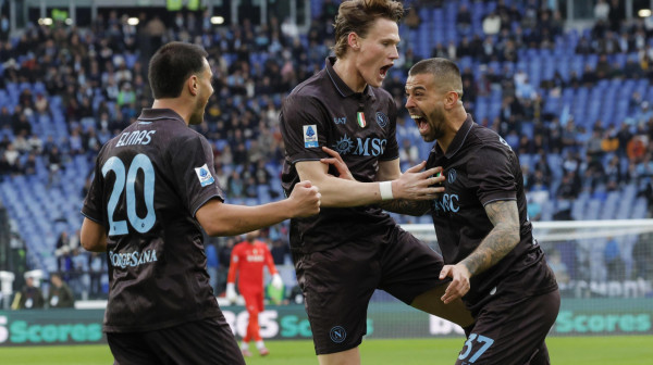 Crnogorac u prvom planu – Napoli "rutinirao" Lacio, umalo izbila opšta tuča! VIDEO