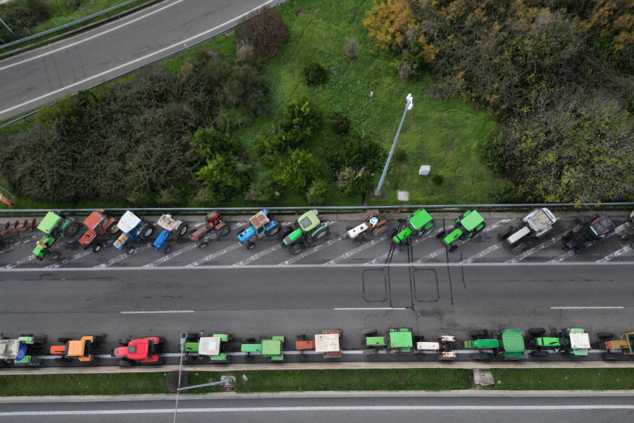 Haos za Božić: Grci zatvaraju puteve i granične prelaze