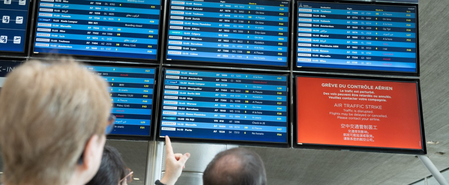 Potpuni haos: Traži se otkazivanje letova sa aerodroma u Parizu FOTO