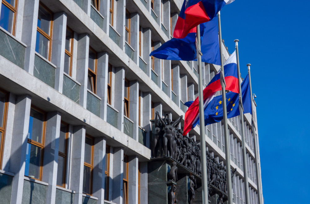 Slovenia wants to leave NATO and the WHO?