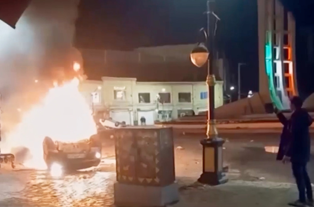Iran u plamenu: Više od 50 mrtvih; Revolucionarna garda preti "krvavom odmazdom"  VIDEO