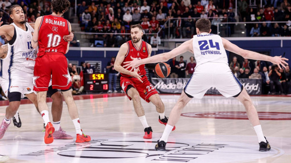Bruks i Gudurić nadigrali Efes pred duel sa Zvezdom – Baskonija "preživela" Asvel