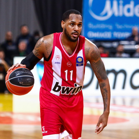 Crveno-beli oslabljeni za duel sa Partizanom – povredilo se NBA pojačanje Olimpijakosa