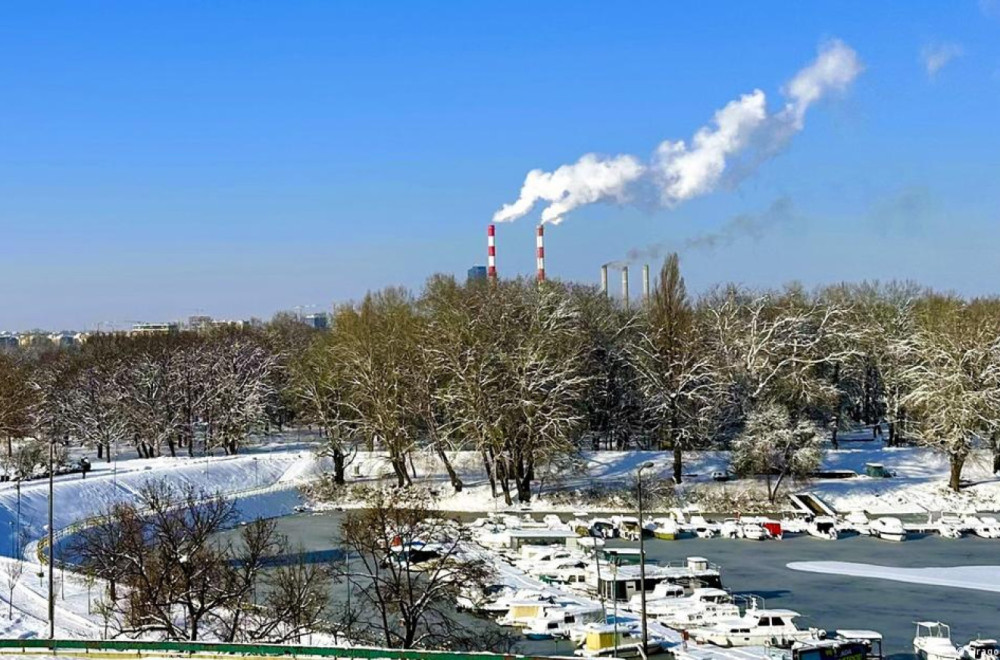 Pekmez i sneg: "Čarobni breg" i "čovek bez mozga" FOTO