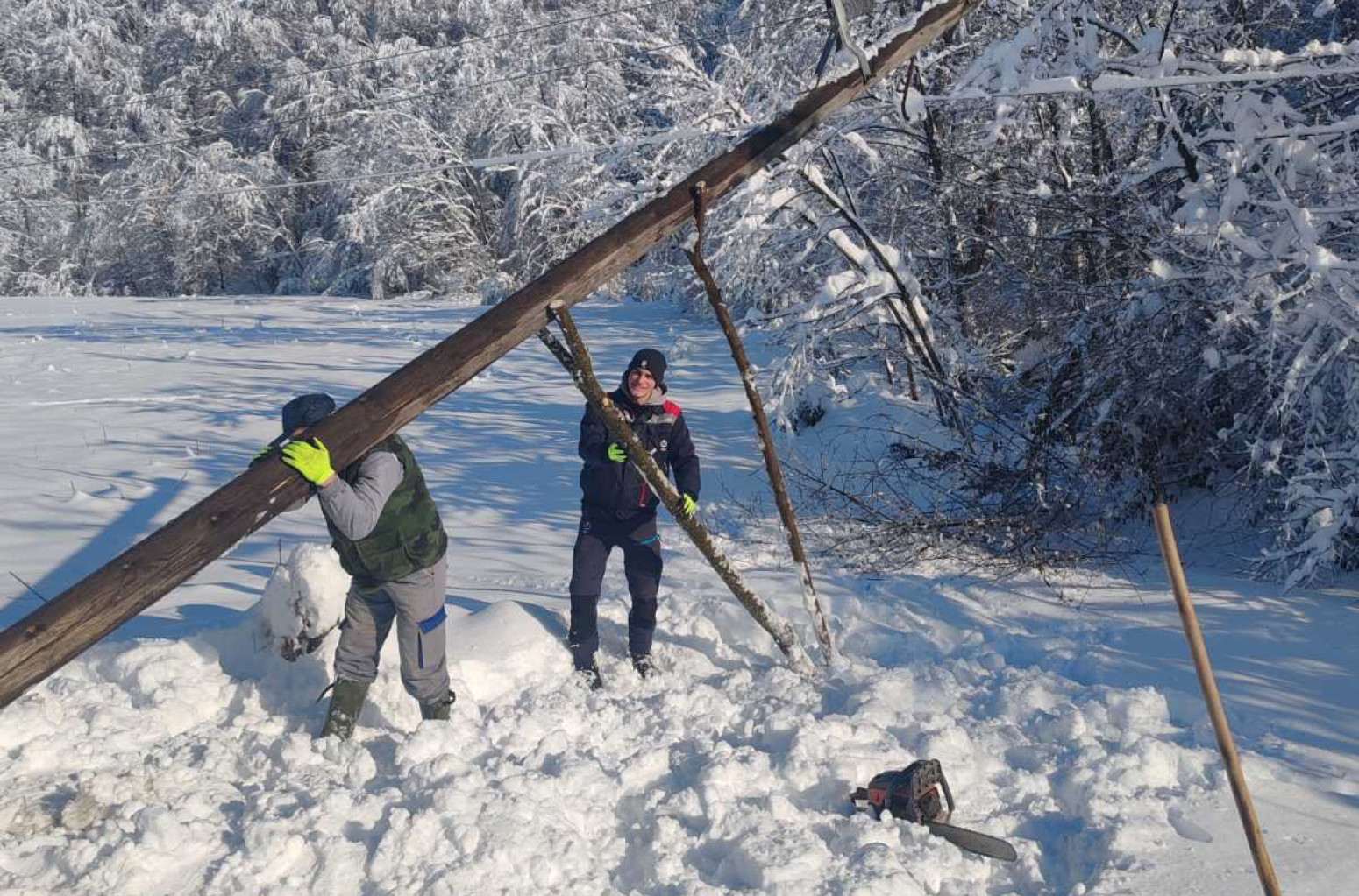 EMS: Popravljen dalekovod u Ivanjici; EDS: Smanjuju se kvarovi u Zapadnoj Srbiji