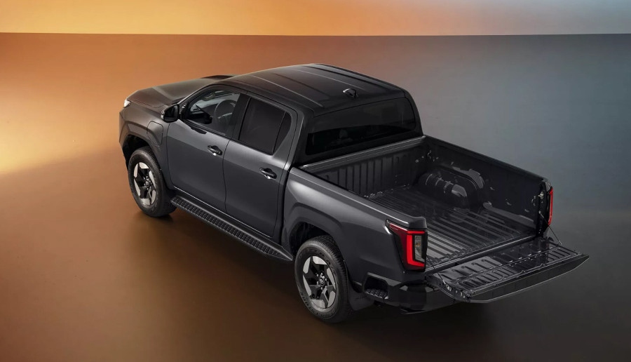 Toyota predstavila električni Hilux za Evropu: Legendarni pikap ulazi u novu eru FOTO