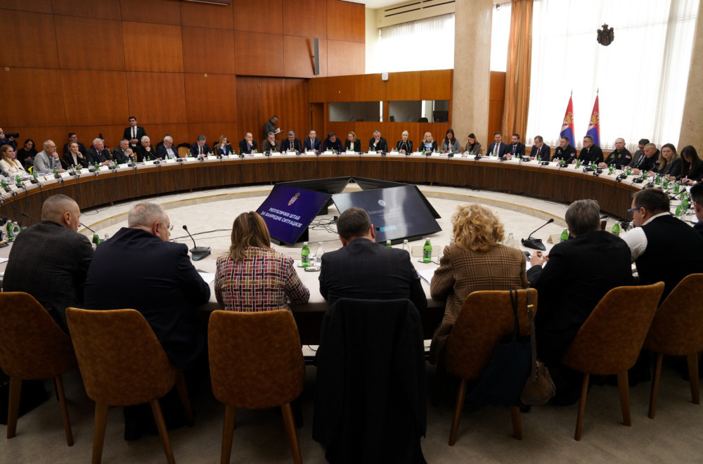Srbija učinila sve: Struja do kraja dana ili sutra, u Mionici se postavlja novi trafo; "Vučić na vezi 24 sata"