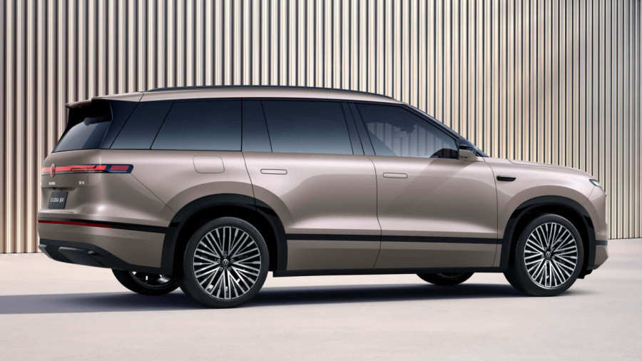Prvi električni Volkswagen sa benzincem za produženje dometa je ogromni SUV FOTO