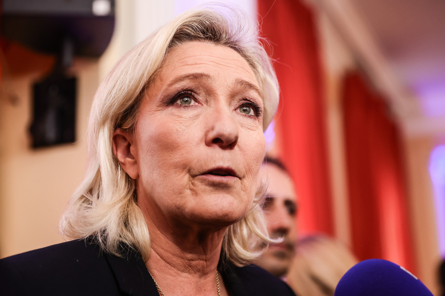 Požari postali oružje Marine Le Pen: Krajnja desnica udara na Makrona