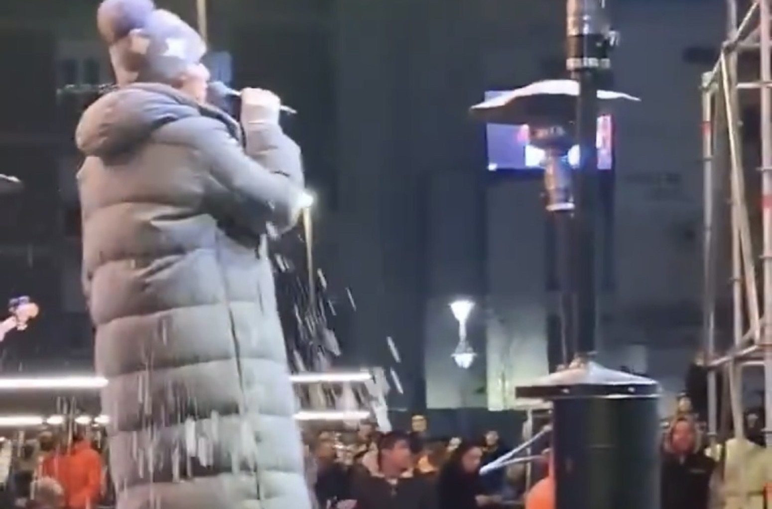 Krivične prijave protiv šest osoba zbog gađanja Ane Bekute ledenicama; Vučić: Proizvod patološke mržnje VIDEO