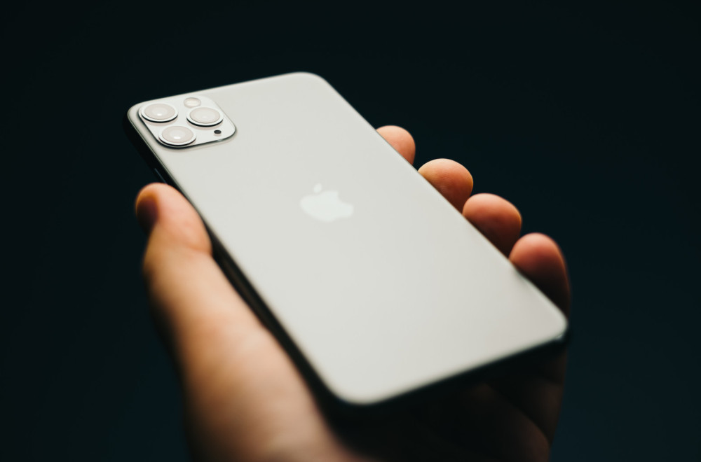 iPhone Fold bi mogao da koristi tečni metal