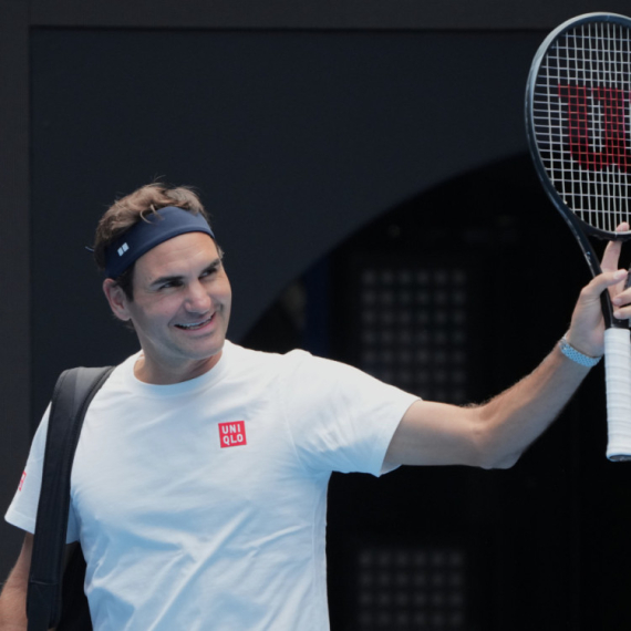 Penzioner Federer "razbio" doskorašnjeg Top 10 igrača! VIDEO