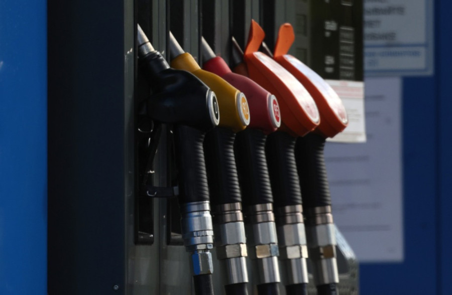 Večno pitanje: Koliko goriva treba da imate u rezervoaru?