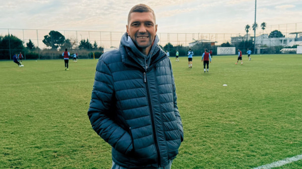 Darko Božović posetio Železničar na pripremama u Antaliji i otkrio sjajne vesti VIDEO