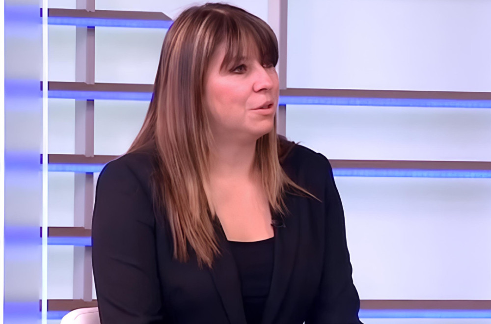 Muškarac istrčao iz auta vičući: "Žena se porađa!" Na Krstovdan se odigrala prava drama VIDEO