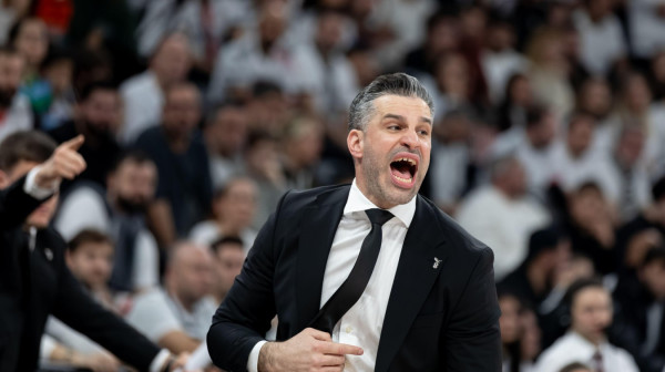 Alimpijevićev Bešiktaš pregazio Erok i nakratko preuzeo vrh Superlige
