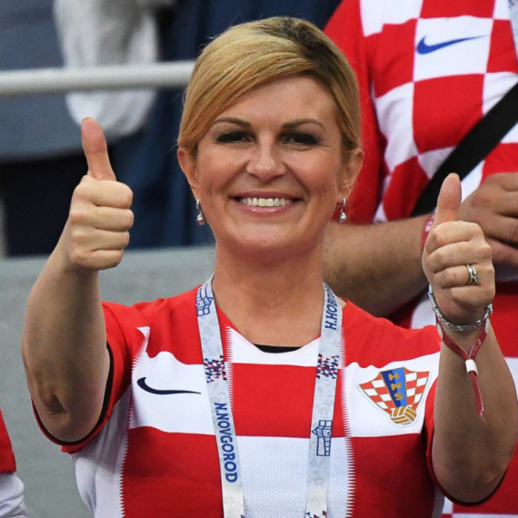Kolinda skočila u ledenu vodu na Antarktiku: Zašto? VIDEO