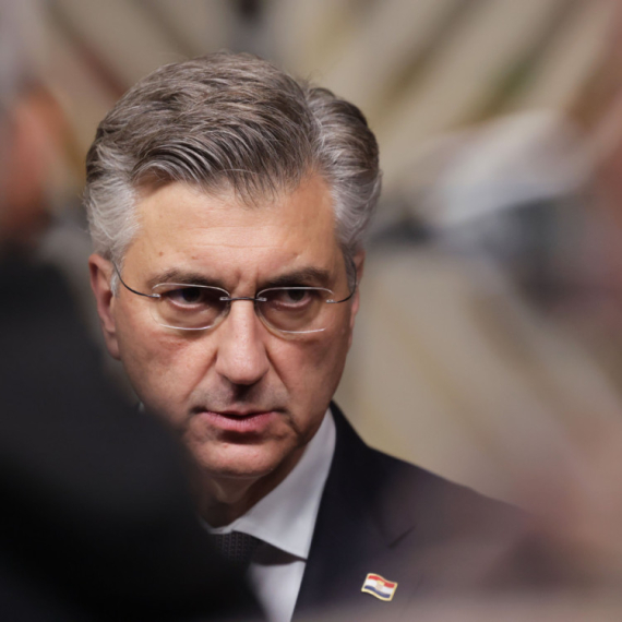 Kompas: "Anti-Srbija iz komšiluka"