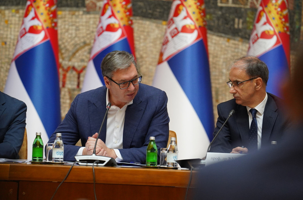Major surprise at Sunday's Government session: Vučić asks on behalf of the citizens