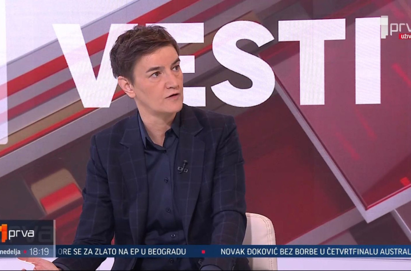 Brnabić: Vučić traži da se radi više; Opozicija zahtevala sankcije za predsednika i njegovu porodicu VIDEO