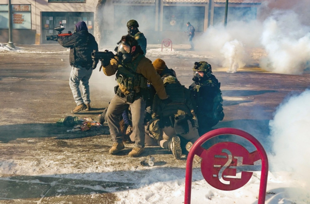 Svedoci razotkrili ICE: "Ubijeni muškarac nije imao pištolj"; "Upucali su ga dok je pokušavao da pomogne"