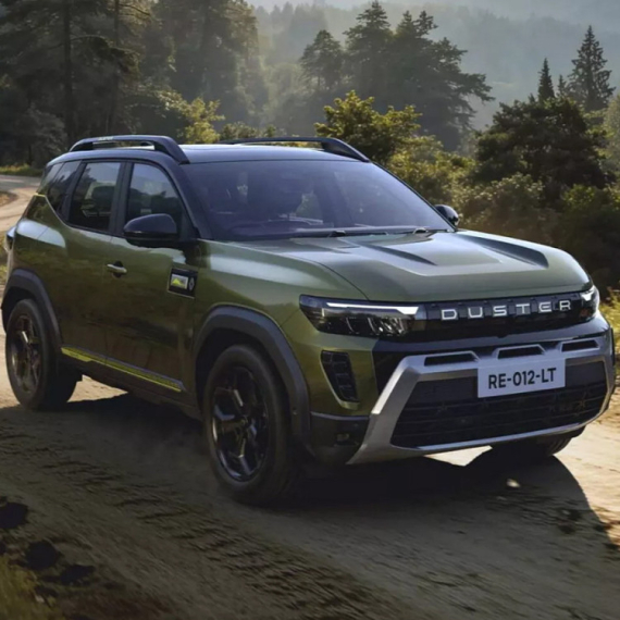 Ovaj Renault SUV košta 9.900 evra, ima 100 KS i opremu iznad proseka FOTO