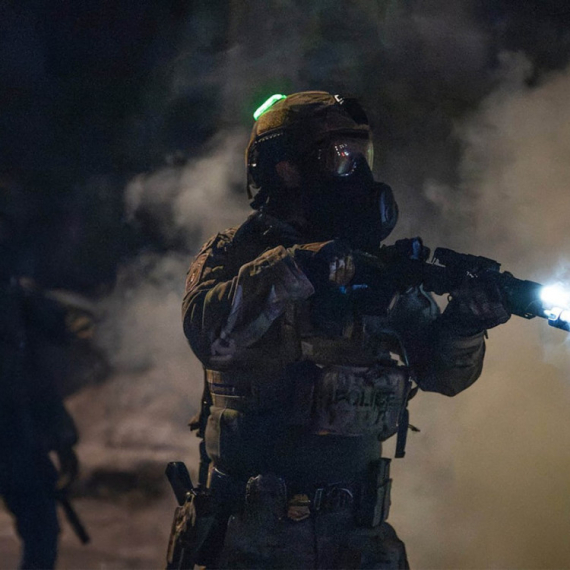 Masovna hapšenja u Mineapolisu; Crkva napadnuta tokom protesta FOTO