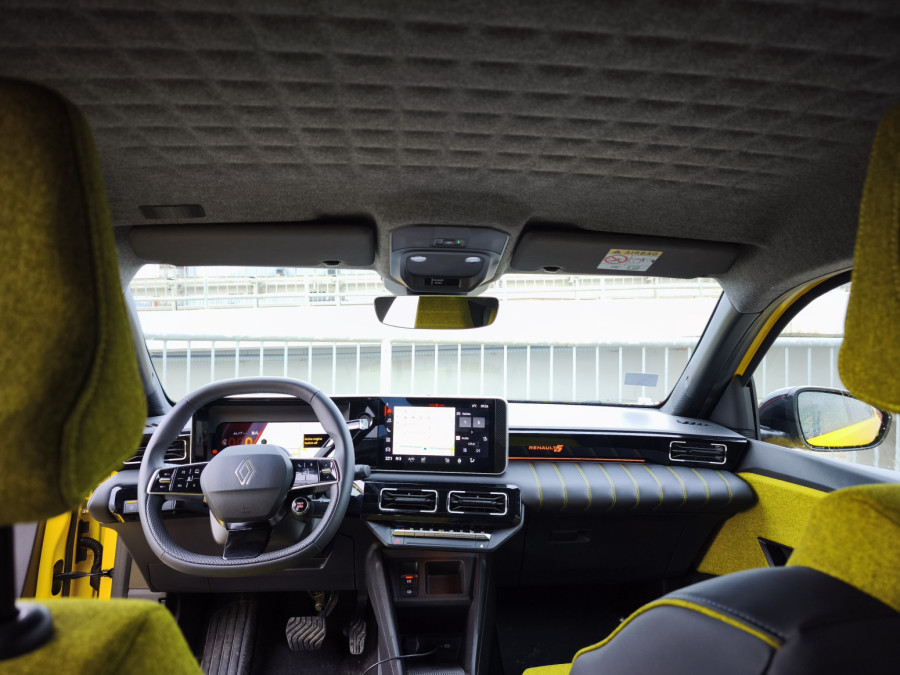 Vozili smo: Renault 5 E-Tech – klasa je večna