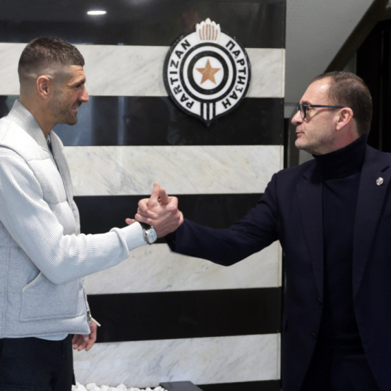 Mitrović i Zdjelar u Humskoj!