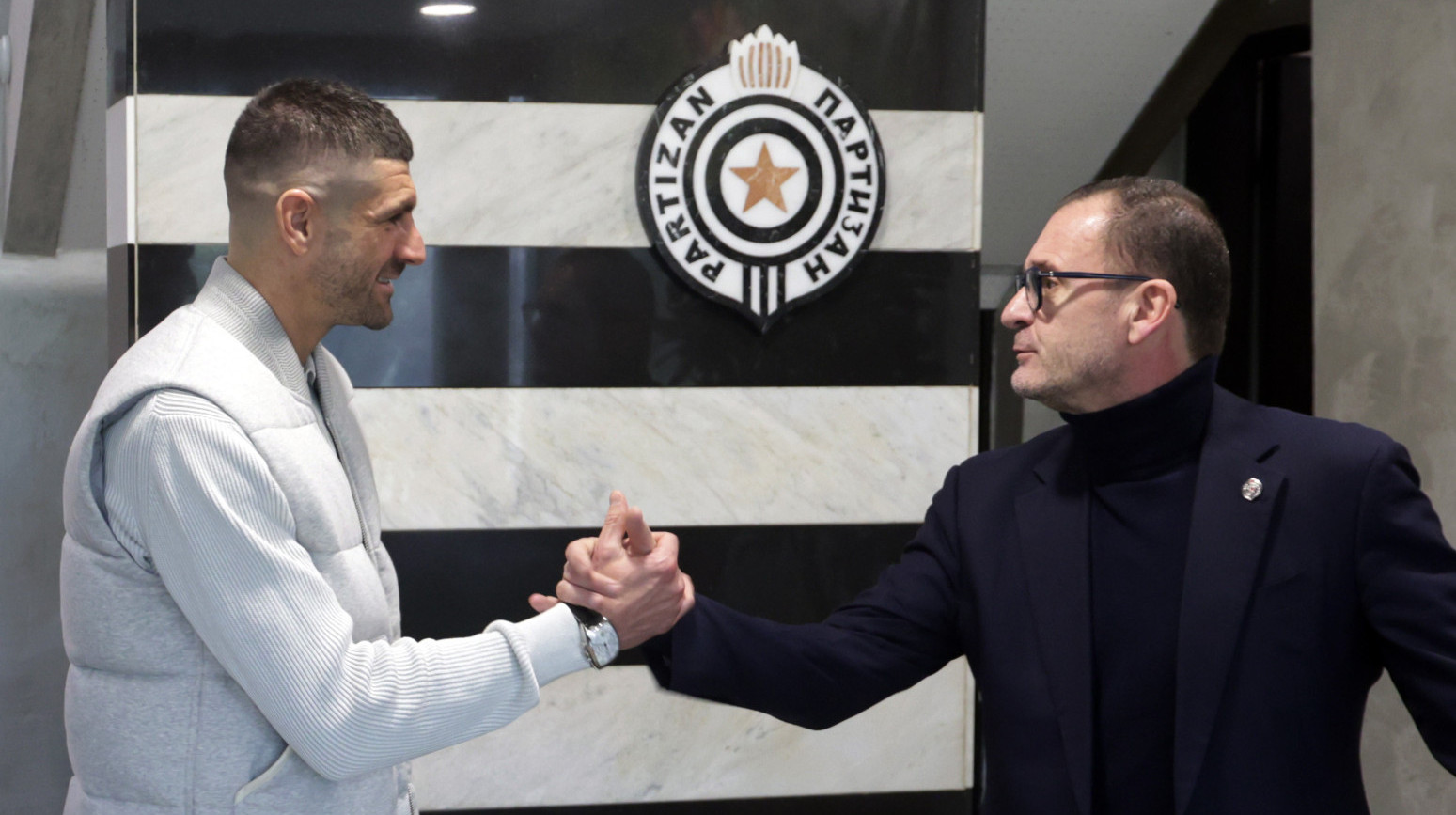 Mitrović i Zdjelar u Humskoj!