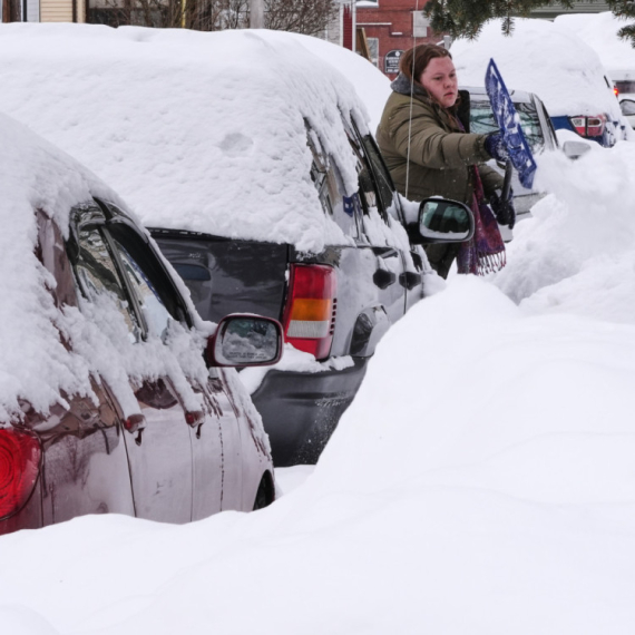 Smrtonosna zima hara u SAD; Najmanje 85 mrtvih –  stiže nov talas hladnoće FOTO/VIDEO