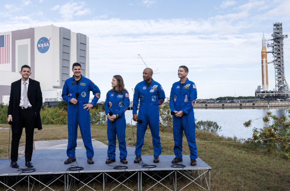 Potvrđeno: AstronautI idu u svemirsku šetnju po Mesecu
