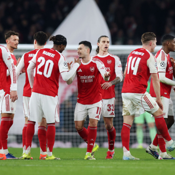 Arsenal rutinski do pobede – "poker" u mreži Lidsa
