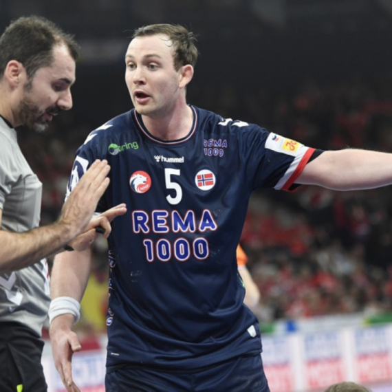 EHF ukazao veliku čast sudijama iz Crne Gore