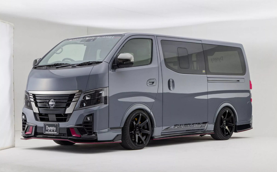 Imate kombi, a hteli biste GT-R? Nema problema FOTO