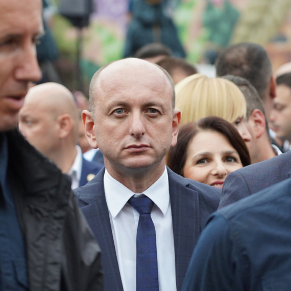 Knežević: "Zeta od danas ne priznaje lažnu državu Kosovo"